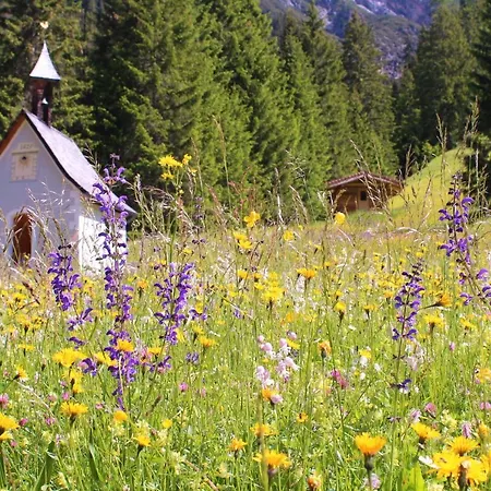 Berggasthaus Hermine Madau *